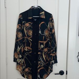 Sale! ☄️Chic Black and Brown Patterned Button Down Shirt